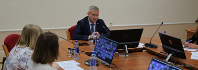 В муниципалитетах Архангельской области организуется работа службы «Дети в семье»